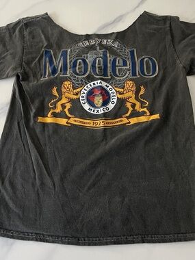 Modelo Shirt Mens M Grey Ripple Junction Beer Graphic Cerveza Logo T-Shirt Tee